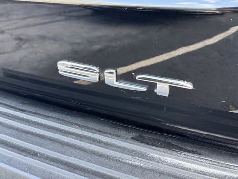 Used 2021 GMC Yukon SLT image 7