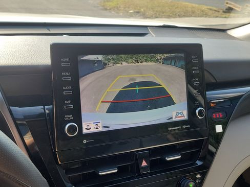 Used 2021 Toyota Camry SE w/ Audio Upgrade Package FWD image 33