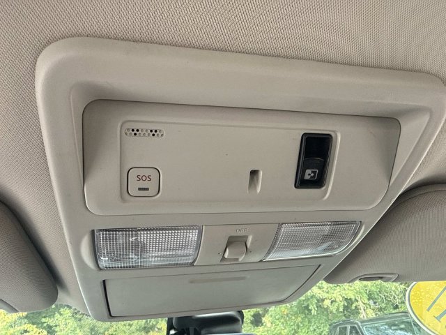 Used 2017 Nissan Titan Platinum Reserve AWD/4WD image 29