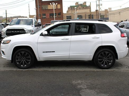 Used 2020 Jeep Cherokee High Altitude image 3
