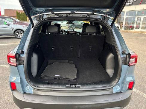 Used 2025 Ford Escape ST-Line Select AWD/4WD image 18