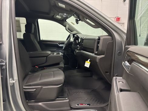 New 2026 Chevrolet Silverado 1500 RST AWD/4WD image 35