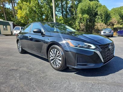 Used 2025 Nissan Altima 2.5 SV