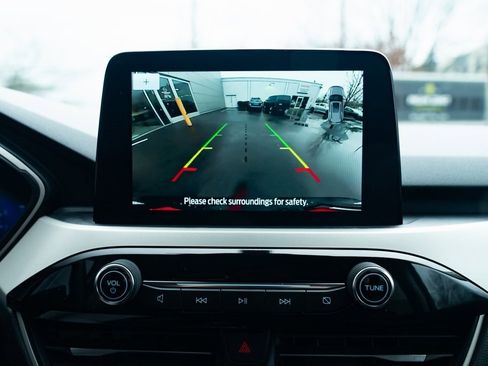 Used 2022 Ford Escape SEL w/ Technology Package image 15