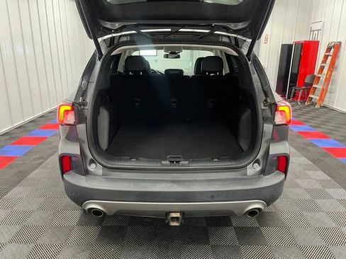 Used 2022 Ford Escape Titanium w/ Titanium Elite Package AWD/4WD image 5