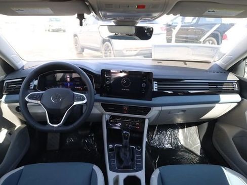 New 2026 Volkswagen Jetta SE image 7