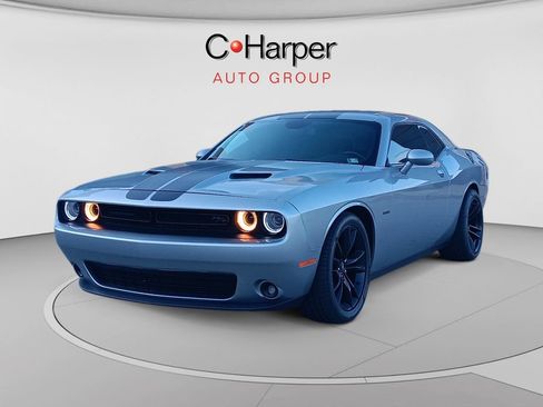 Used 2017 Dodge Challenger R/T w/ Blacktop Package RWD image 7