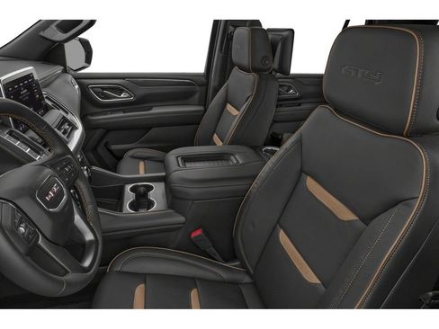 Used 2021 GMC Yukon AT4 w/ AT4 Premium Package AWD/4WD image 6