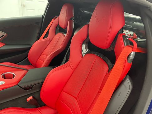 New 2027 Chevrolet Corvette Grand Sport w/ Z52 Sport Performance Package RWD image 10