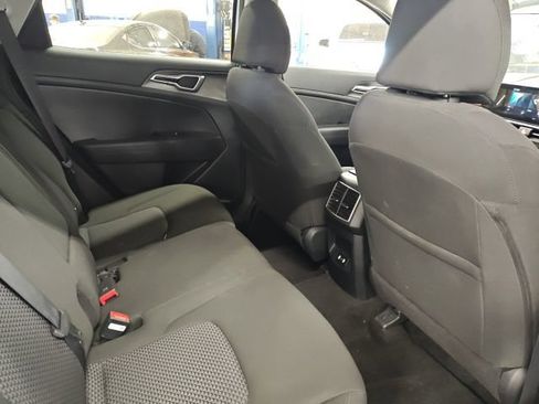 Certified 2026 Kia Sportage LX FWD image 15