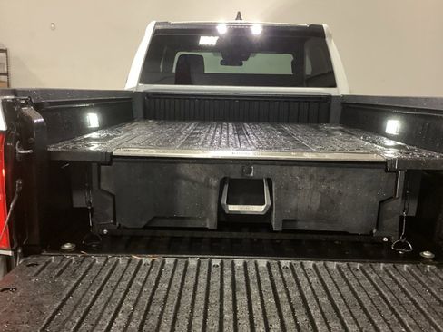 Used 2025 Toyota Tacoma SR w/ Towing Package image 10