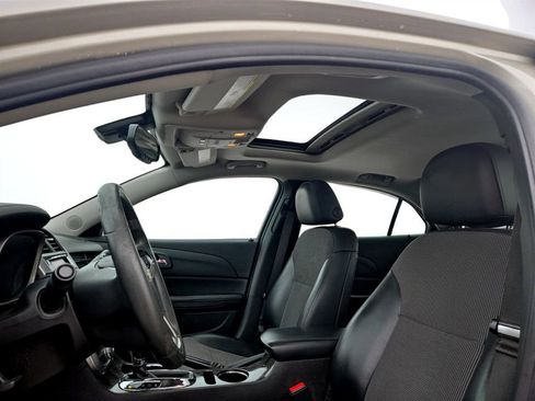 Used 2015 Chevrolet Malibu LT w/ Power Convenience Package image 28