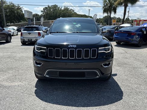 Used 2017 Jeep Grand Cherokee Limited w/ Luxury Group II image 8