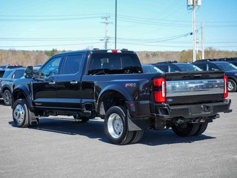Used 2023 Ford F450 Platinum w/ FX4 Off-Road Package AWD/4WD image 7