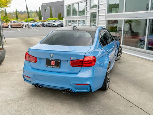 Used 2017 BMW M3 RWD image 6