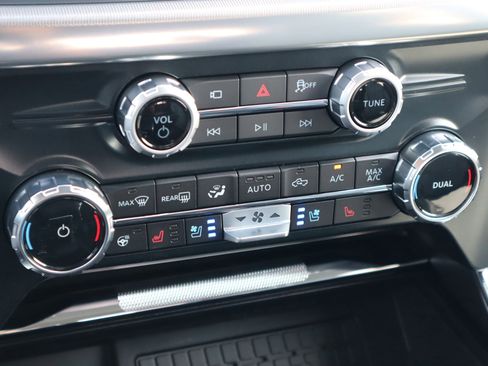 New 2025 Ford F150 Lariat w/ Equipment Group 501A Mid image 27