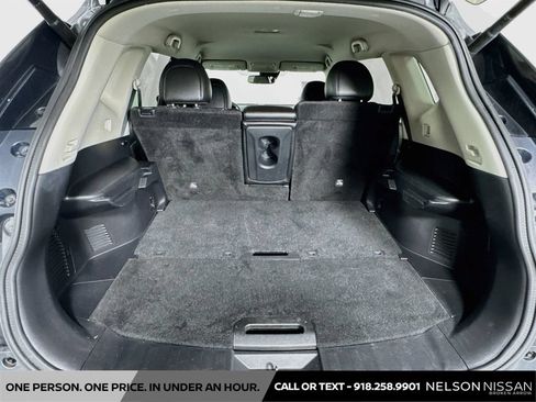Used 2018 Nissan Rogue SL FWD image 27