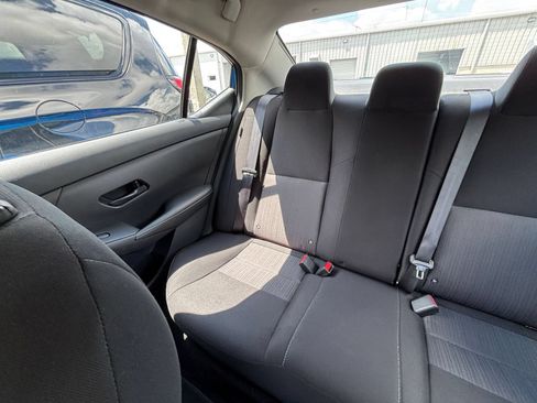 Used 2025 Nissan Sentra SV FWD image 32
