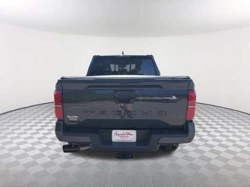 Used 2024 Toyota Tacoma TRD Off-Road w/ TRD Off Road Premium Package AWD/4WD image 16