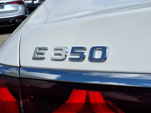 Used 2025 Mercedes-Benz E 350 Sedan image 9