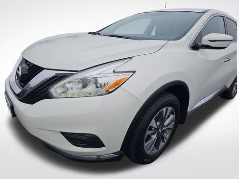 Used 2017 Nissan Murano S image 24
