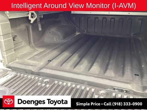 Used 2024 Nissan Frontier PRO-4X w/ Pro Premium Package image 21