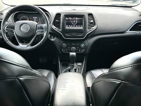 Used 2019 Jeep Cherokee Latitude Plus FWD image 25