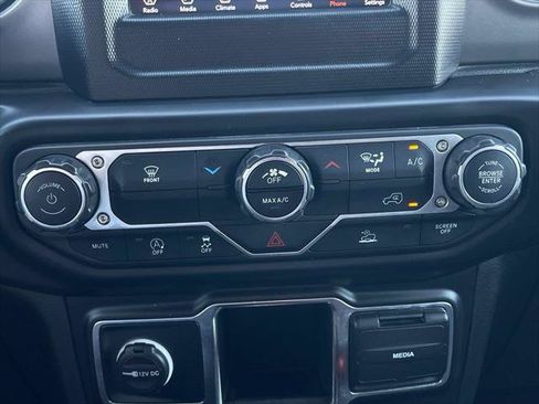 Certified 2023 Jeep Wrangler Sport AWD/4WD image 29