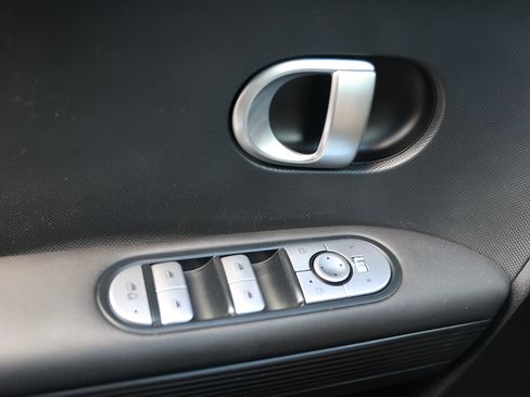 Certified 2024 Hyundai Ioniq 5 SE AWD/4WD image 32