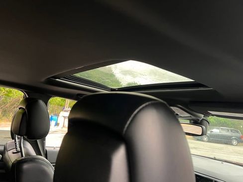 Used 2019 Jeep Grand Cherokee Altitude RWD image 31