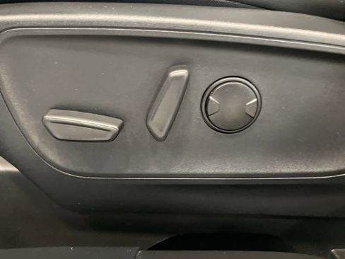 Used 2025 Ford Escape ST-Line image 12