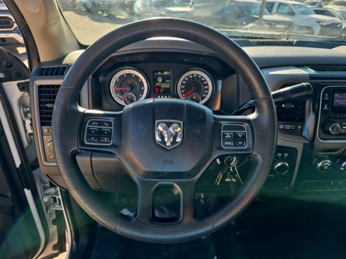 Used 2018 RAM 2500 Tradesman w/ Power & Remote Entry Group image 16