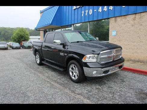 Used 2017 RAM 1500 Laramie w/ Convenience Group AWD/4WD image 1
