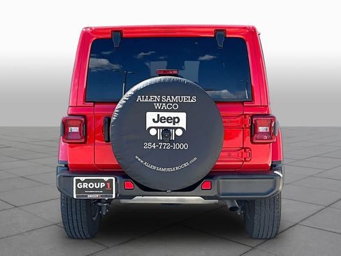 Used 2024 Jeep Wrangler Unlimited Sahara AWD/4WD image 5