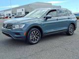 Certified 2021 Volkswagen Tiguan SE image 3