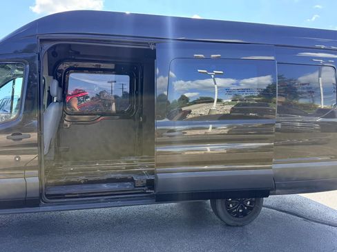Used 2017 Ford Transit 350 148 High Roof Extended RWD image 10