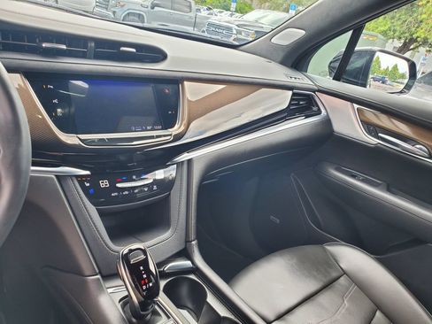 Used 2025 Cadillac XT6 Sport w/ Platinum Package AWD/4WD image 27