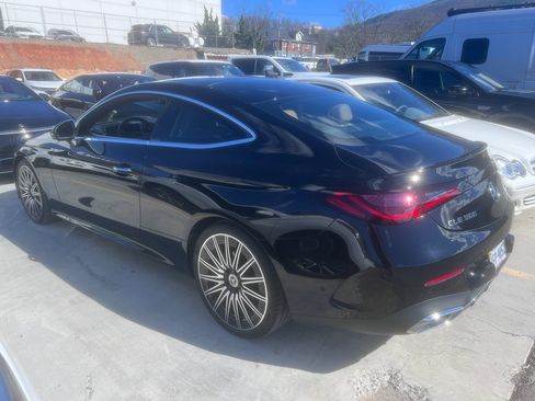Used 2024 Mercedes-Benz CLE 300 4MATIC Coupe image 3