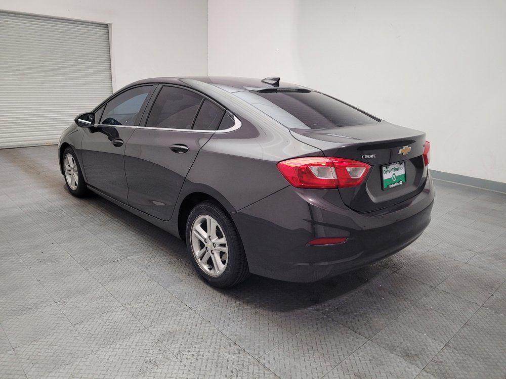 Used 2017 Chevrolet Cruze LT FWD image 5