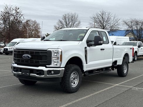 New 2026 Ford F250 XL w/ XL Off-Road Package image 7