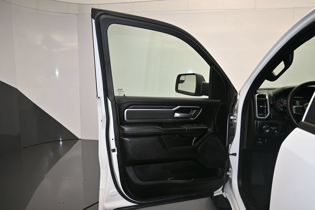 Used 2025 RAM 1500 Big Horn AWD/4WD image 10
