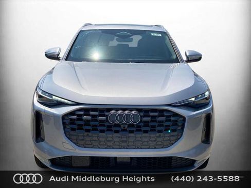 Used 2025 Audi Q5 Premium w/ Convenience Package AWD/4WD image 10