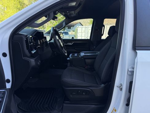 Used 2023 Chevrolet Silverado 1500 RST w/ Z71 Off-Road Package AWD/4WD image 22
