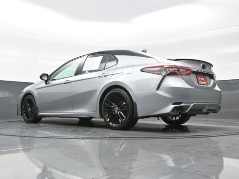 Used 2024 Toyota Camry XSE w/ Navigation Package image 33