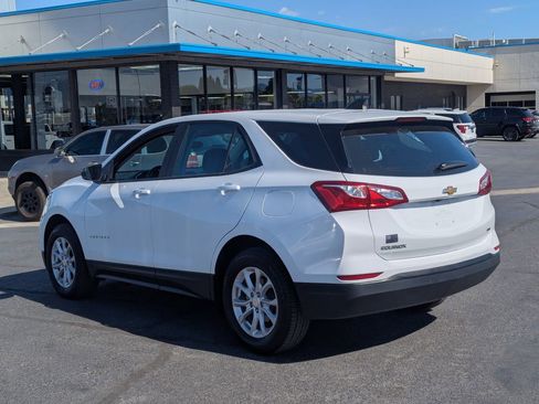 Used 2021 Chevrolet Equinox LS AWD/4WD image 7