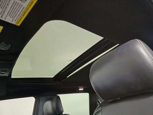 Used 2019 Ford F150 Lariat w/ Equipment Group 502A Luxury image 23