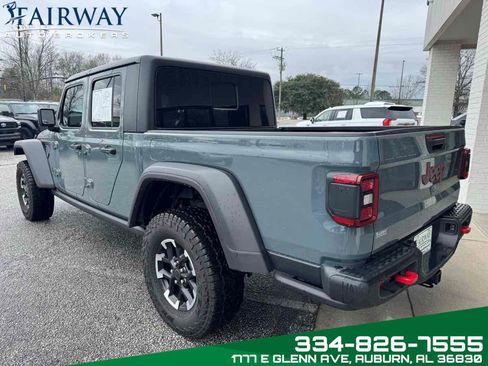 Used 2025 Jeep Gladiator Rubicon w/ Convenience Group image 8