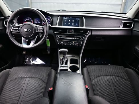 Used 2019 Kia Optima LX image 16