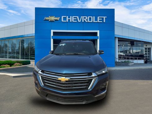 Certified 2022 Chevrolet Traverse LT image 4