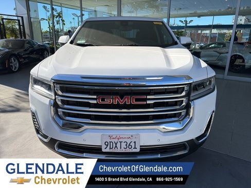 Used 2023 GMC Acadia SLE image 2